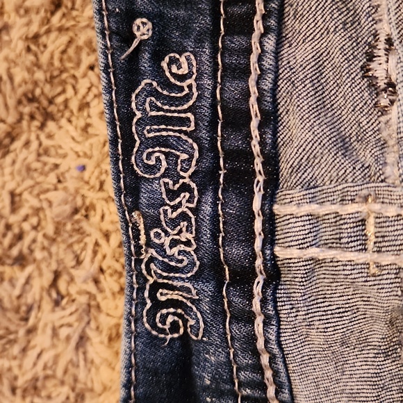 Miss Me Mid-Rise Easy Crop - Picture 4 of 12